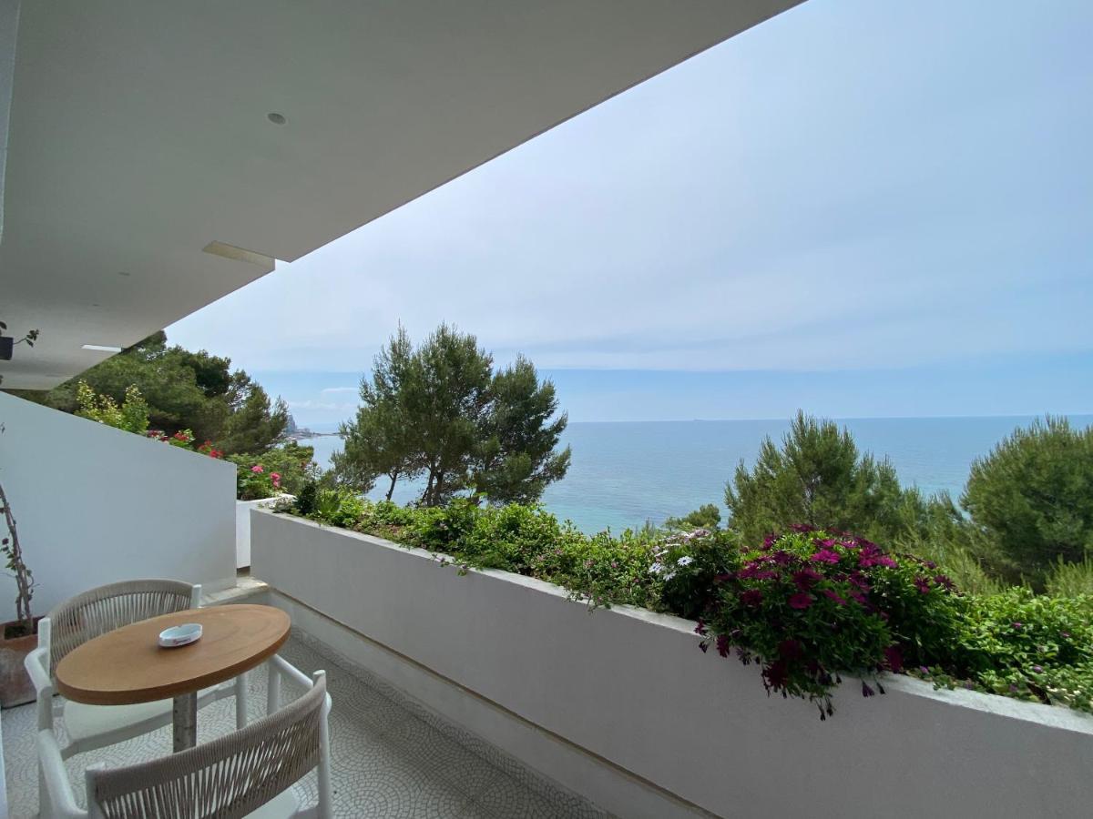 Villa D Hotel-Restaurant-Private Beach Durrës Eksteriør billede